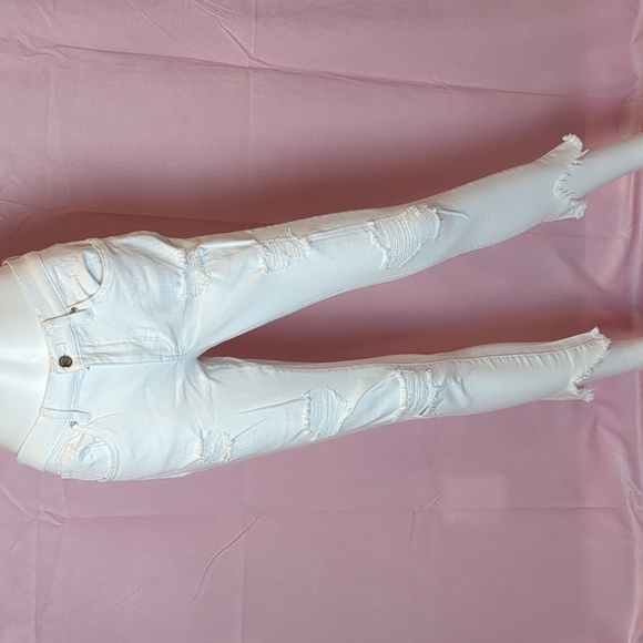 Venus White Distressed Frayed Hem Mid Rise Skinny Jeans size 4 - Picture 1 of 8